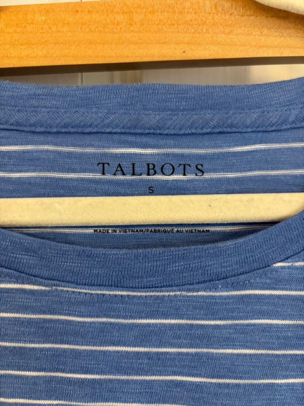 Talbots Blue Striped Parisian Shirt with rolled cuffs - Picture 3 of 4